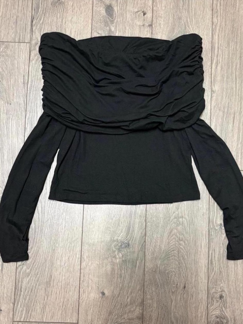 Black off shoulder top xl